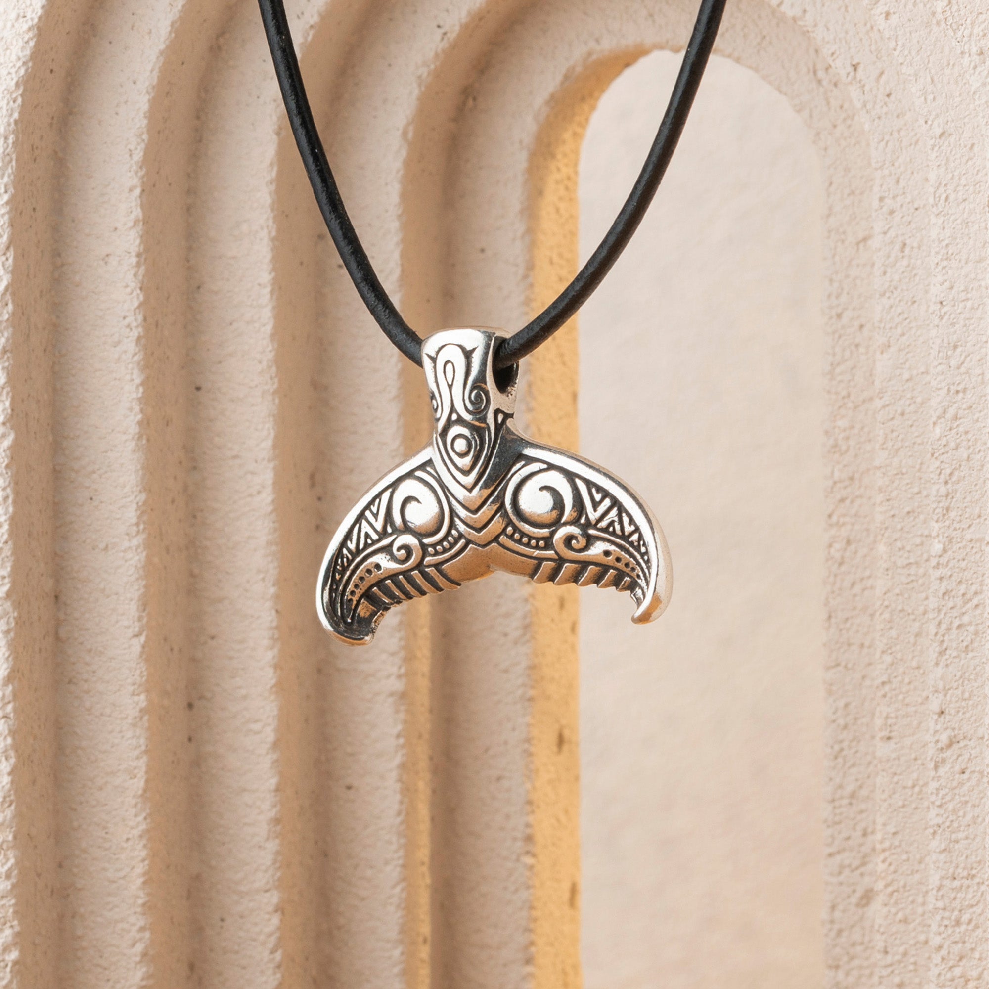 Whale Tail 925 Silver Pendant – Maori Inspired Ocean Amulet