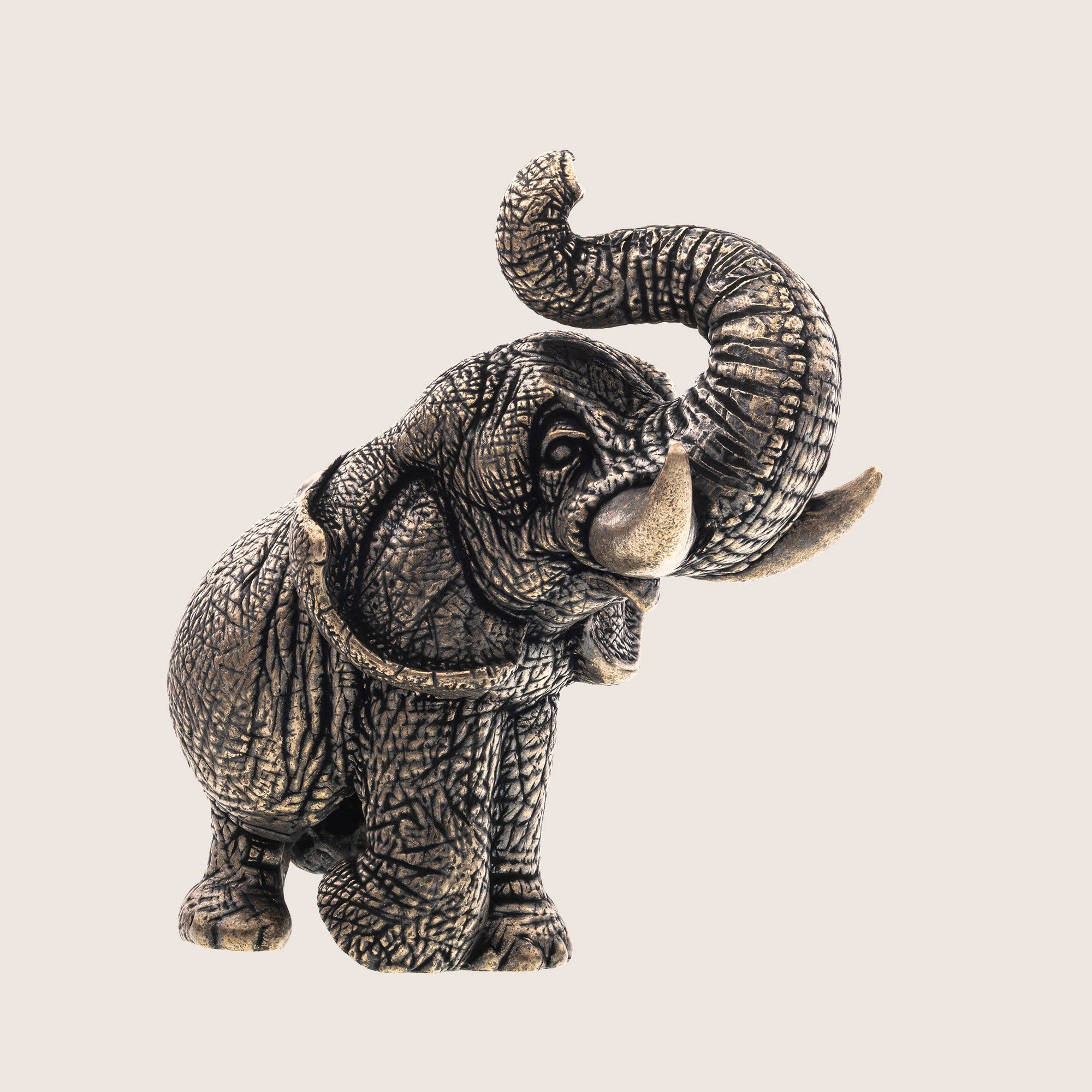 Elephant Bronze Figurine – Handmade Wildlife Statue & Gift