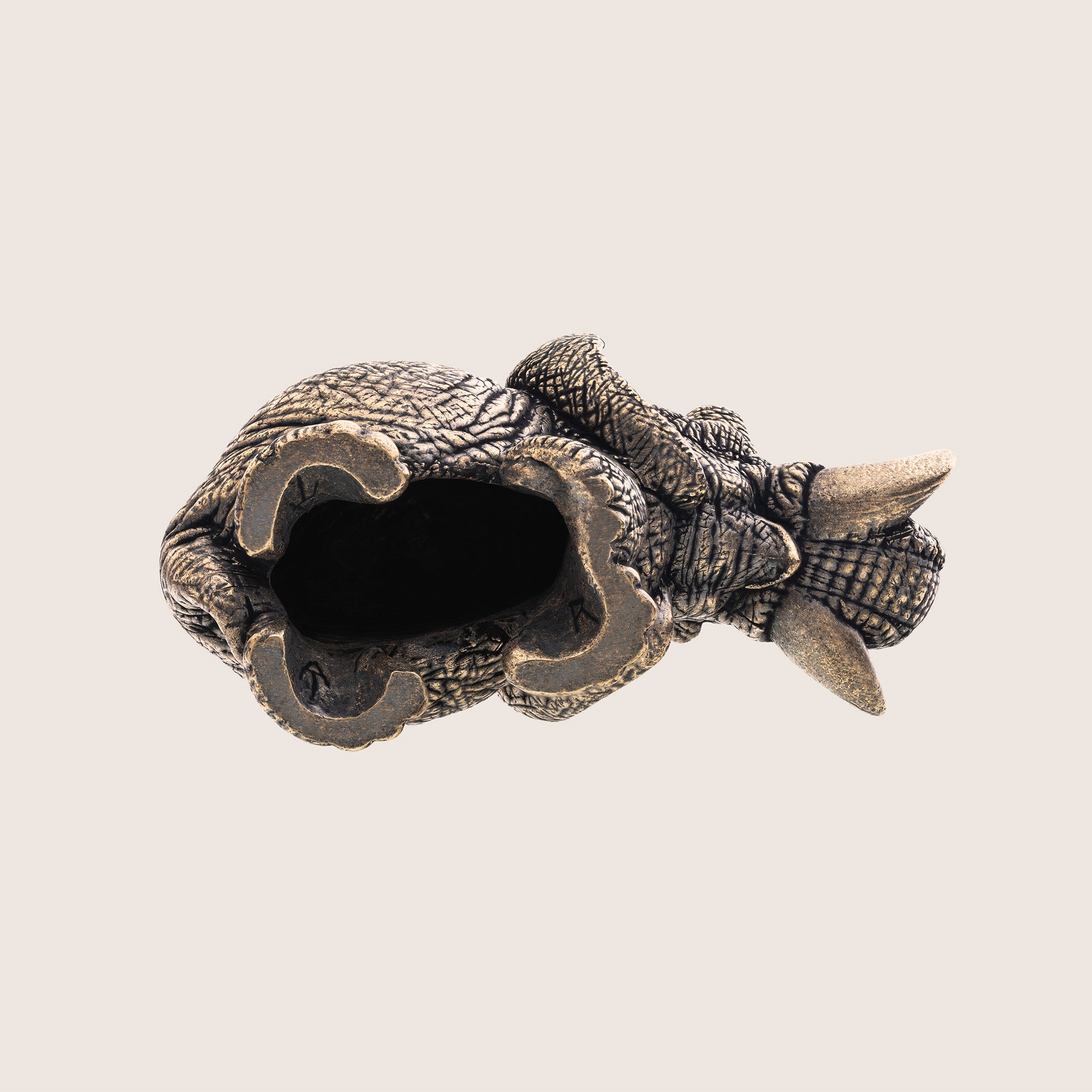 Elephant Bronze Figurine – Handmade Wildlife Statue & Gift
