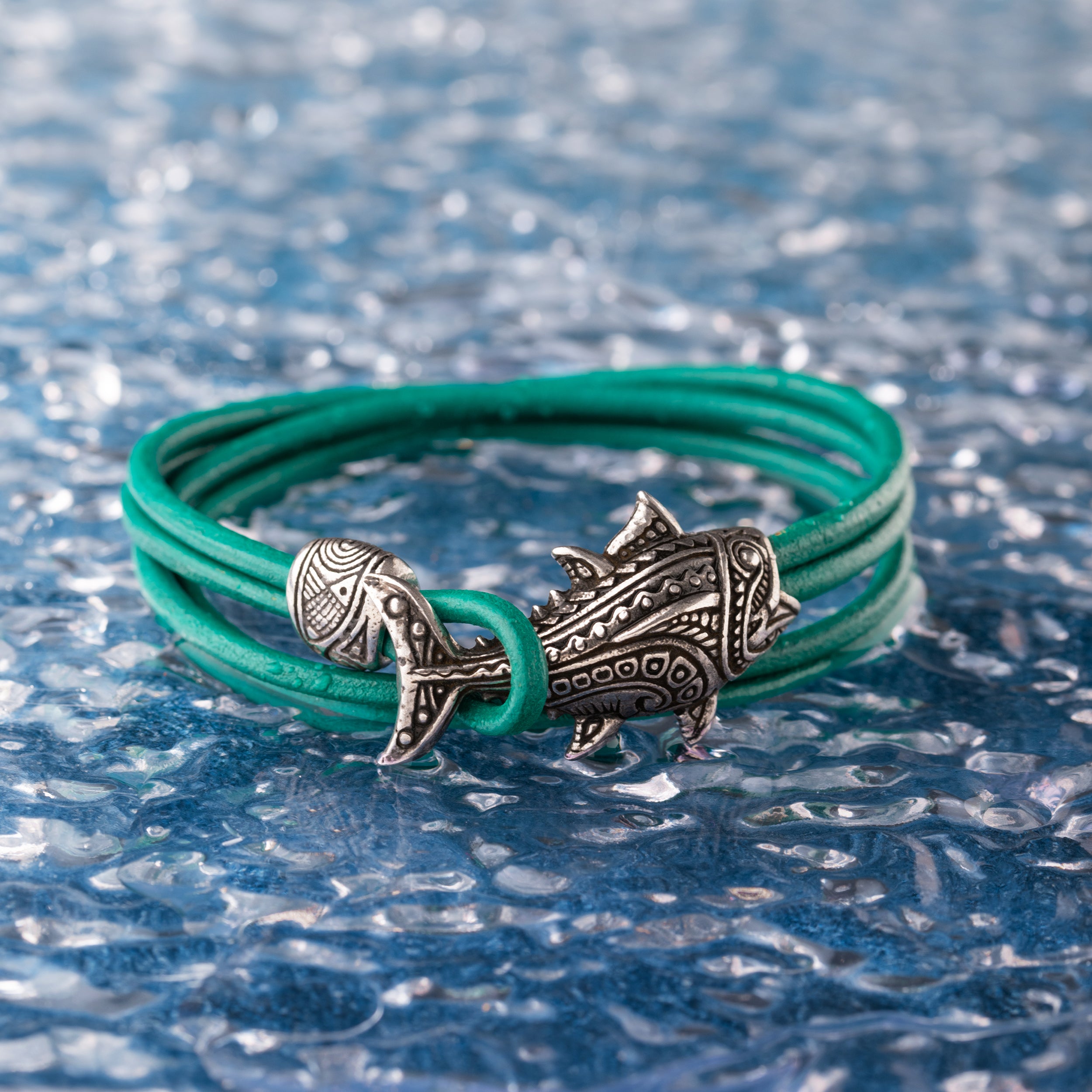 en:#color_turquoise cord / Silver-plated bronze metal|de:#farbe_türkisfarbene Kordel / Versilbertes Bronzemetall|fr:#couleur_cordon turquoise / Métal bronze argenté