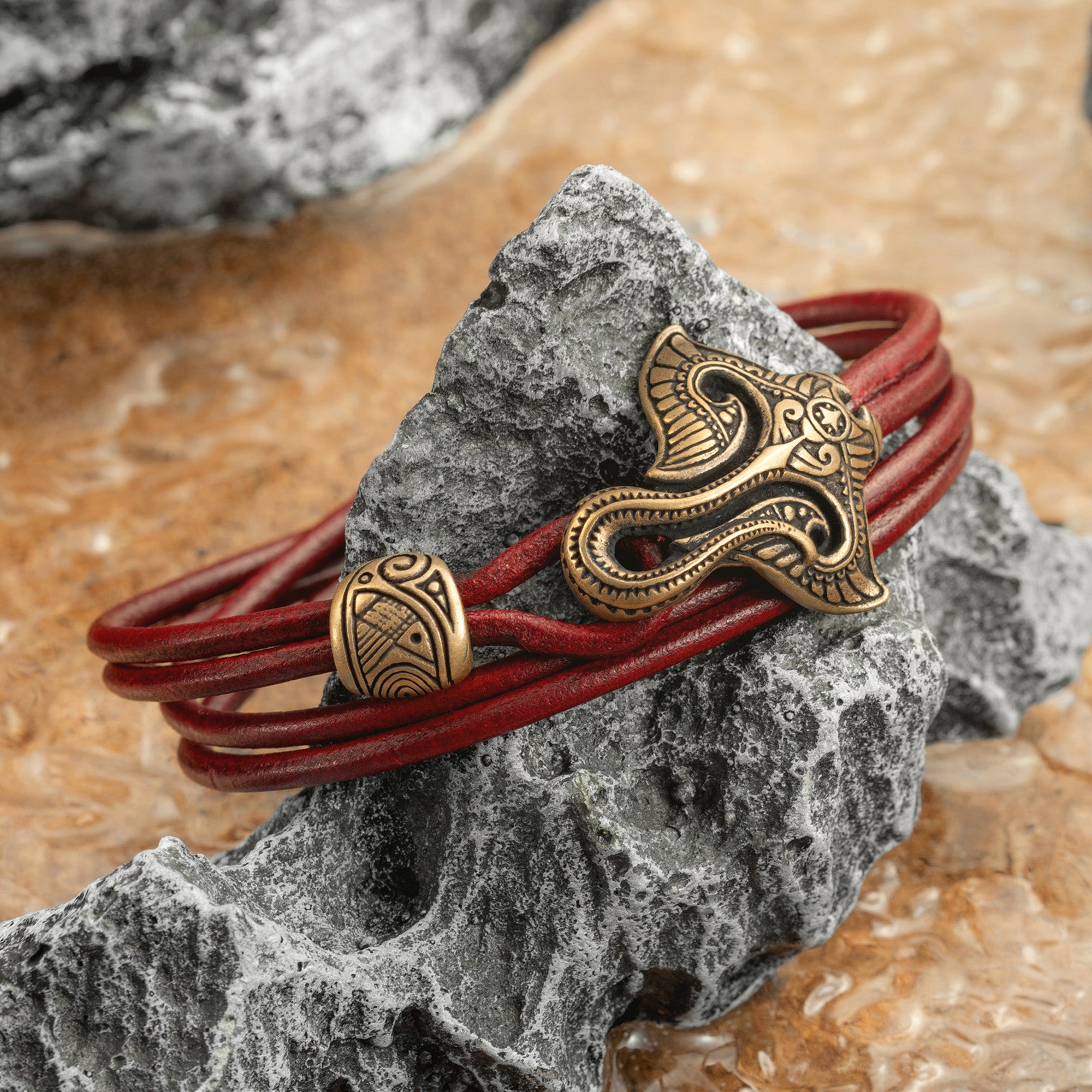 en:#color_burgundy cord / Bronze metal|de:#farbe_burgunderrote Kordel / Bronzemetall|fr:#couleur_cordon bordeaux / métal bronze
