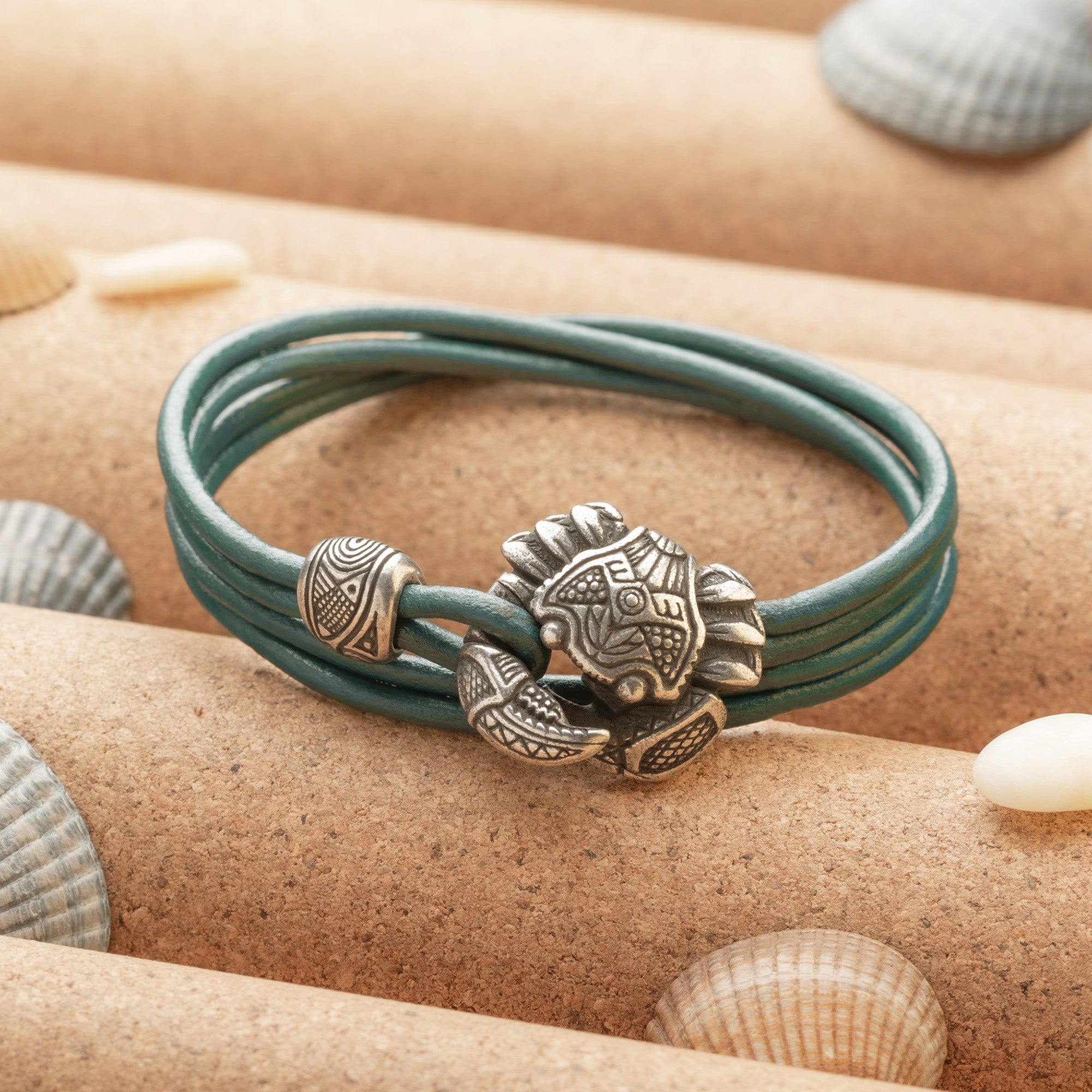 en:#color_turquoise cord / Silver-plated bronze metal|de:#farbe_türkisfarbene Kordel / Versilbertes Bronzemetall|fr:#couleur_cordon turquoise / Métal bronze argenté