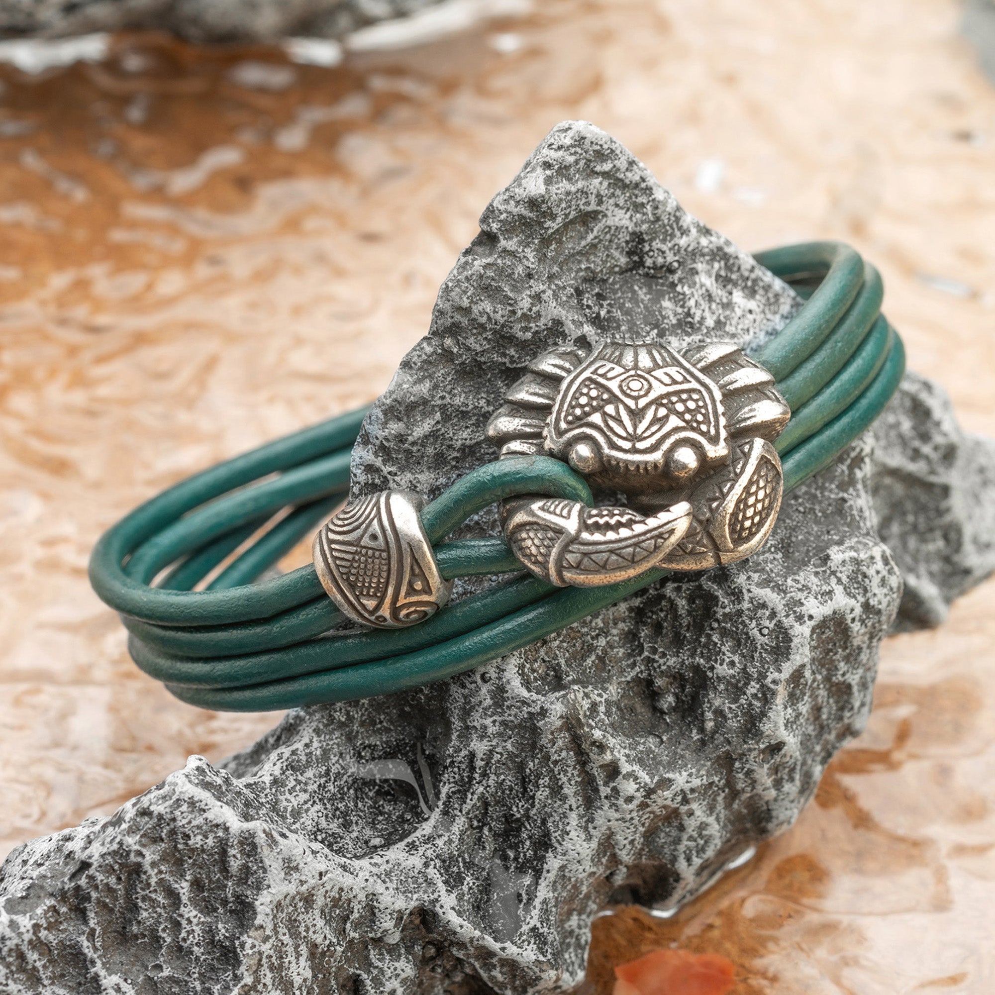 en:#color_turquoise cord / Silver-plated bronze metal|de:#farbe_türkisfarbene Kordel / Versilbertes Bronzemetall|fr:#couleur_cordon turquoise / Métal bronze argenté