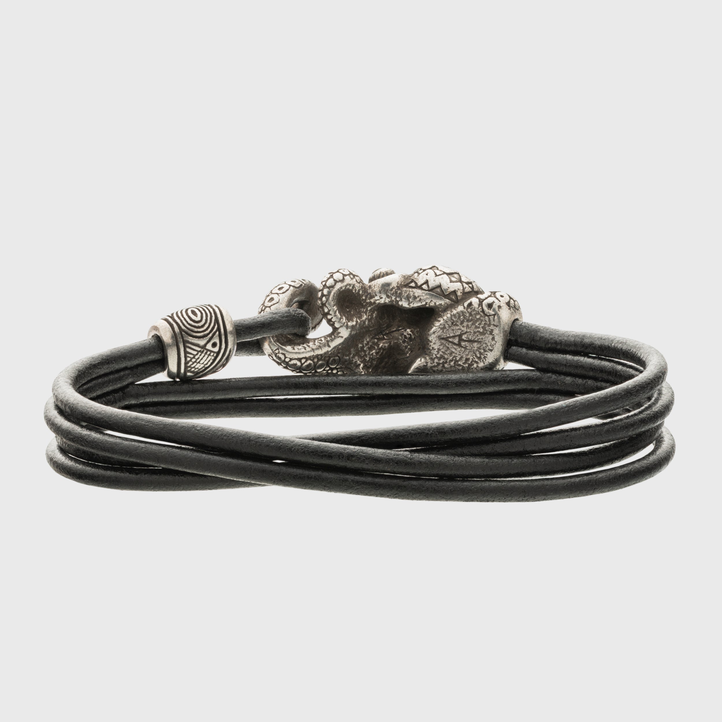 en:#color_black cord / Silver-plated bronze metal|de:#farbe_schwarzes Kabel / Versilbertes Bronzemetall|fr:#couleur_cordon noir / Métal bronze argenté