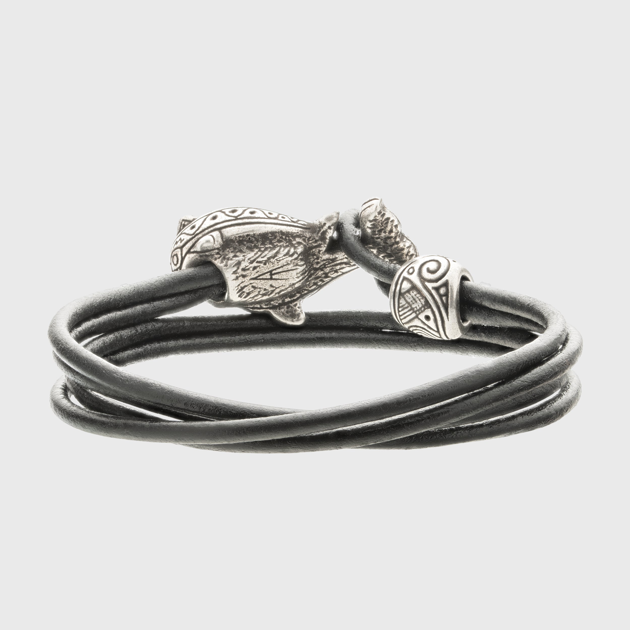en:#color_black cord / Silver-plated bronze metal|de:#farbe_schwarzes Kabel / Versilbertes Bronzemetall|fr:#couleur_cordon noir / Métal bronze argenté