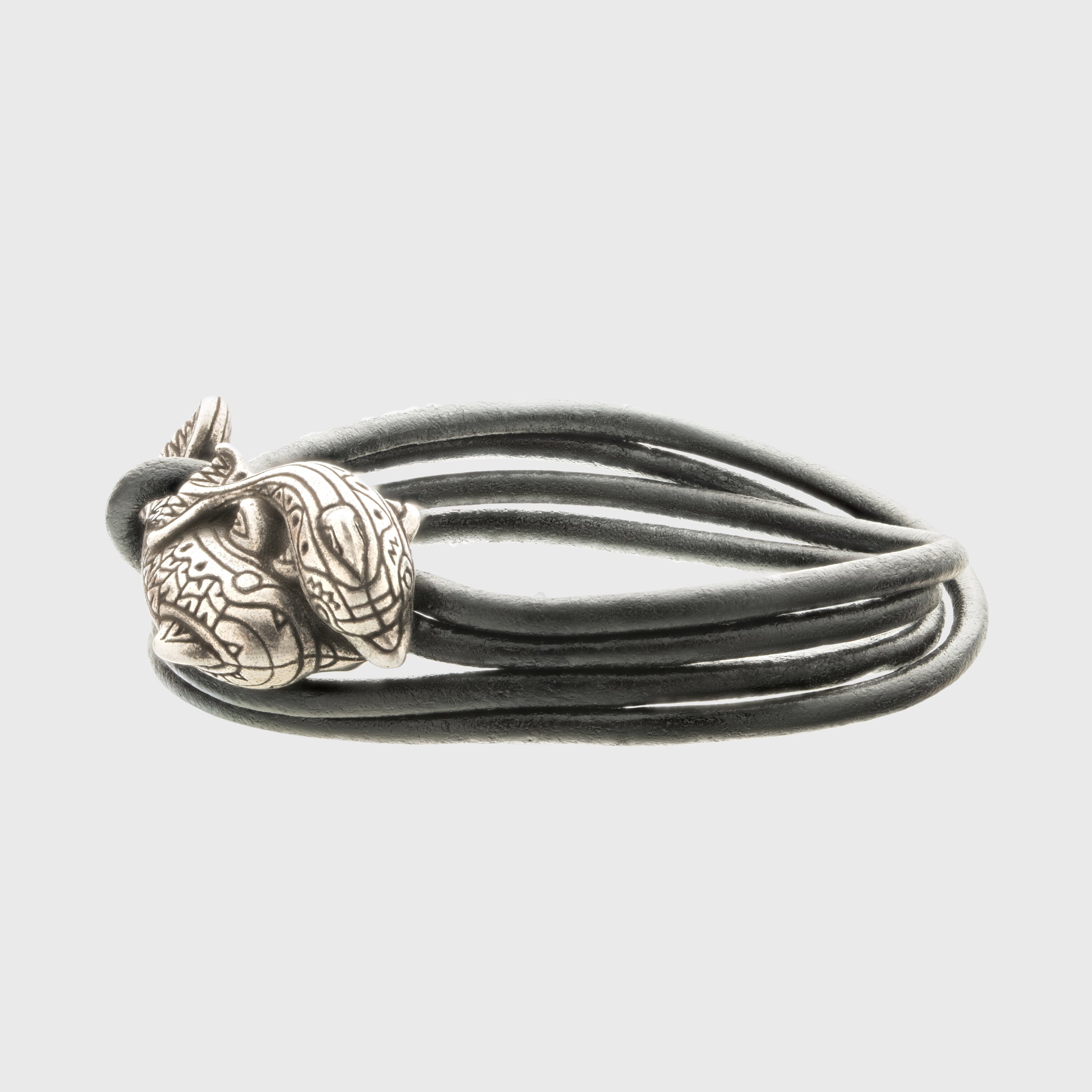 en:#color_black cord / Silver-plated bronze metal|de:#farbe_schwarzes Kabel / Versilbertes Bronzemetall|fr:#couleur_cordon noir / Métal bronze argenté