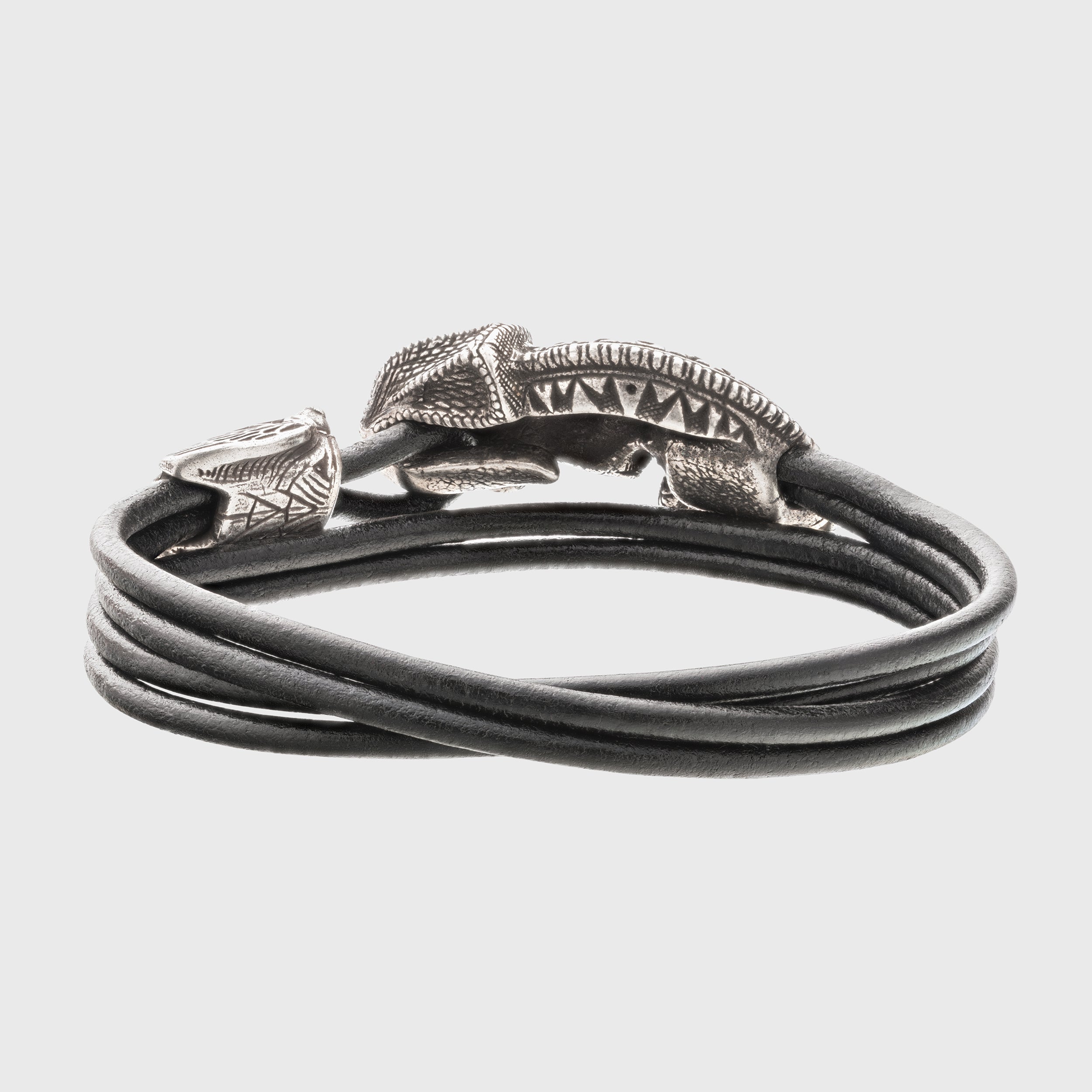en:#color_black cord / Silver-plated bronze metal|de:#farbe_schwarzes Kabel / Versilbertes Bronzemetall|fr:#couleur_cordon noir / Métal bronze argenté
