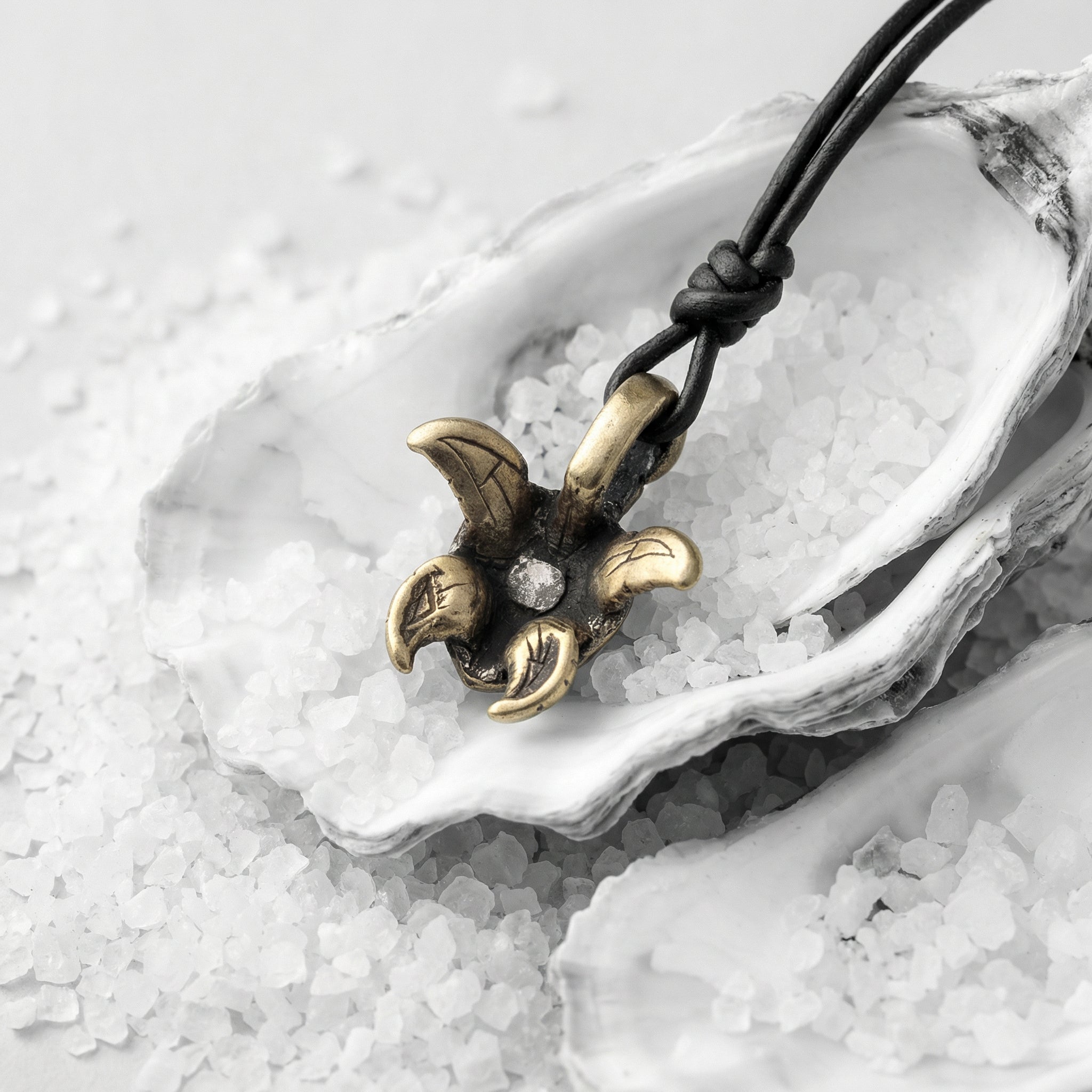 Turtle Bronze Pendant – Handmade Maori Tribal Jewelry