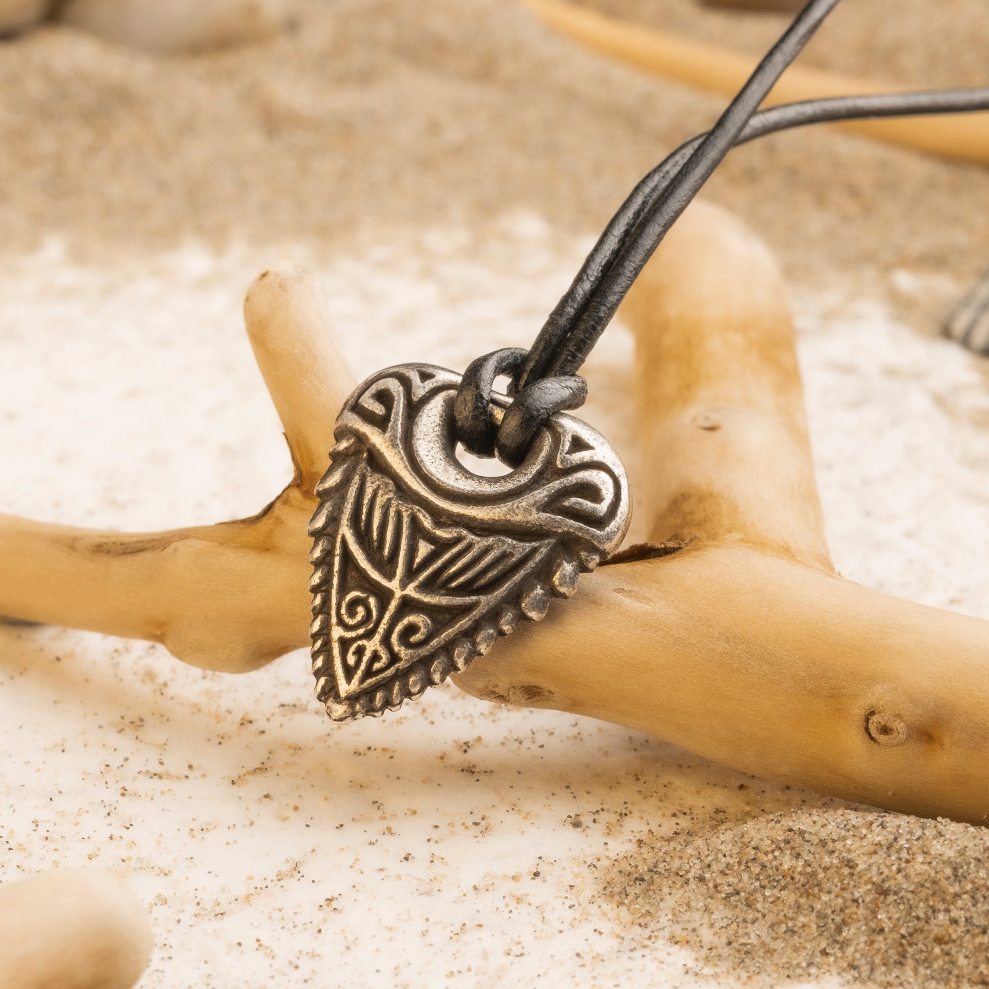Shark Tooth Silver-plated Bronze Pendant – Tribal Ocean Necklace