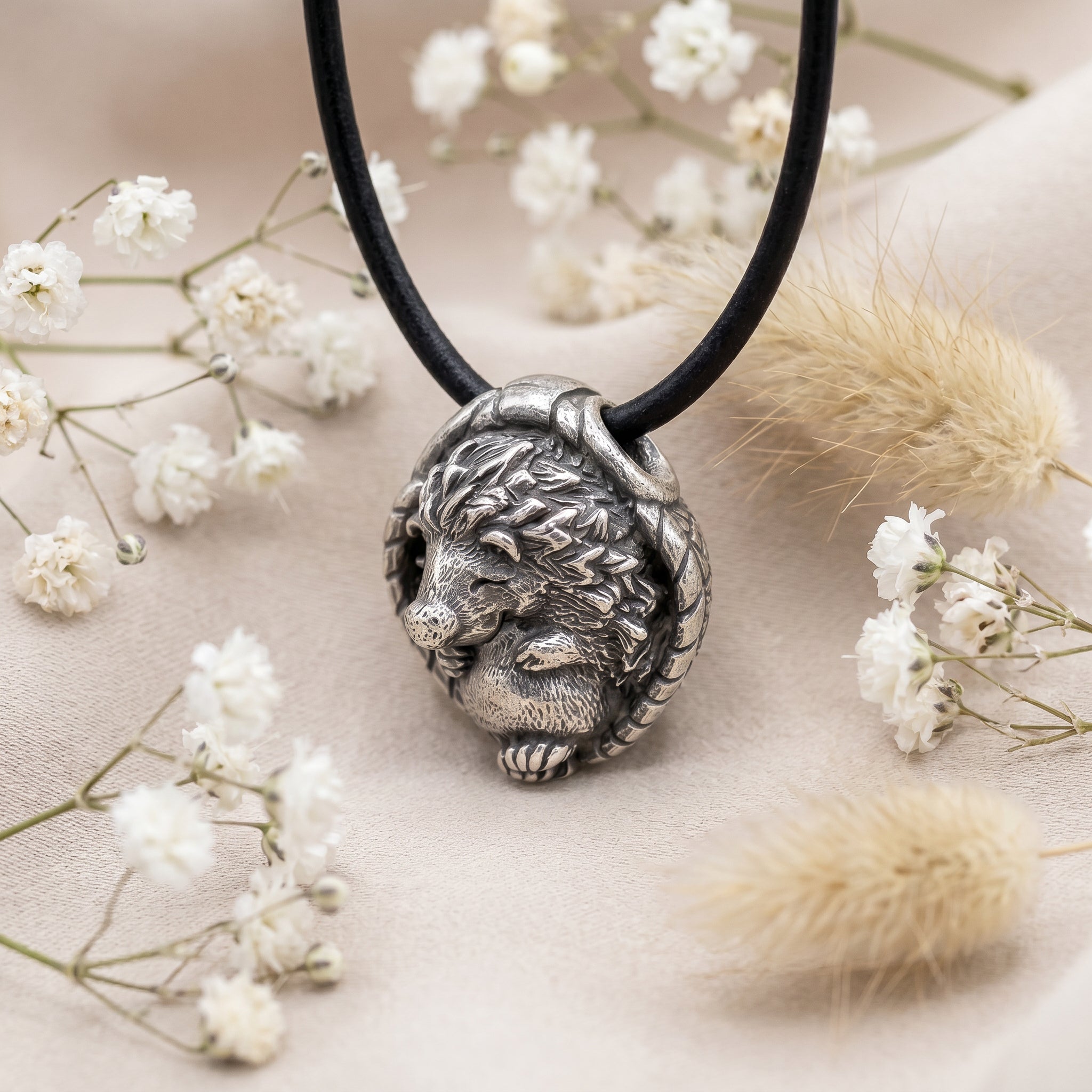 Sleeping Hedgehog in Basket – Bronze Miniature, Desk Decor & Keychain
