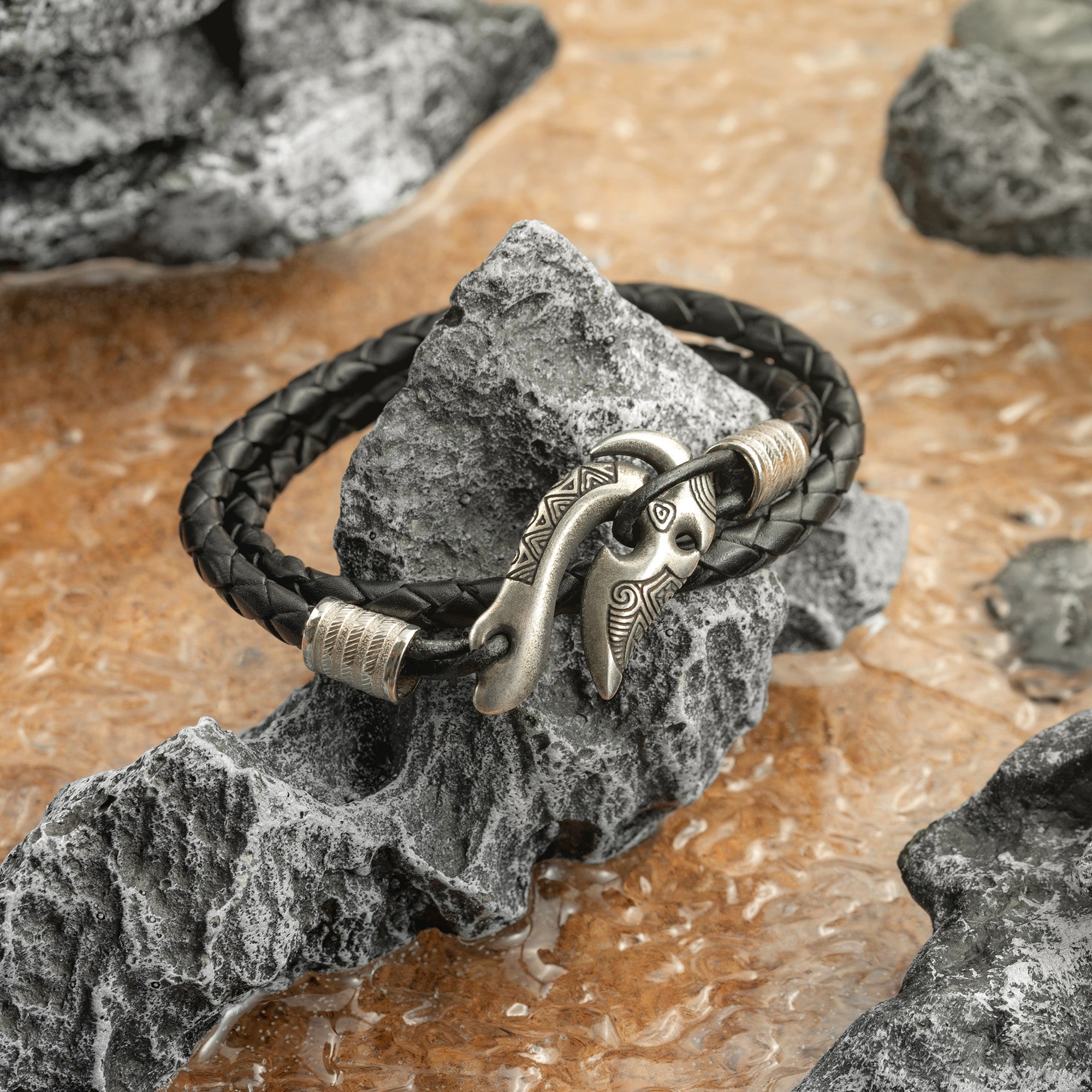 Fish Hook Leather Bracelet – Handmade Hei Matau Maori Jewelry