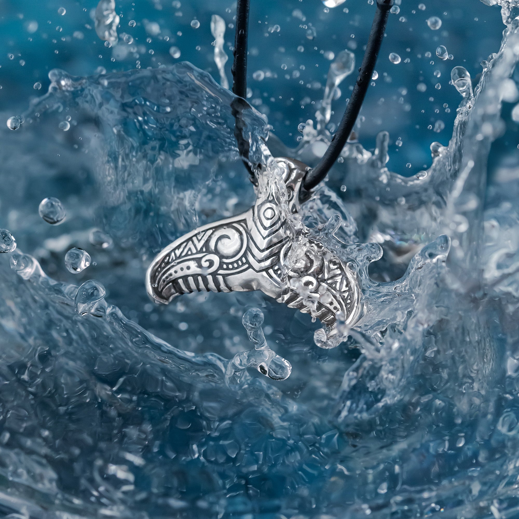 Whale Tail 925 Silver Pendant – Maori Inspired Ocean Amulet