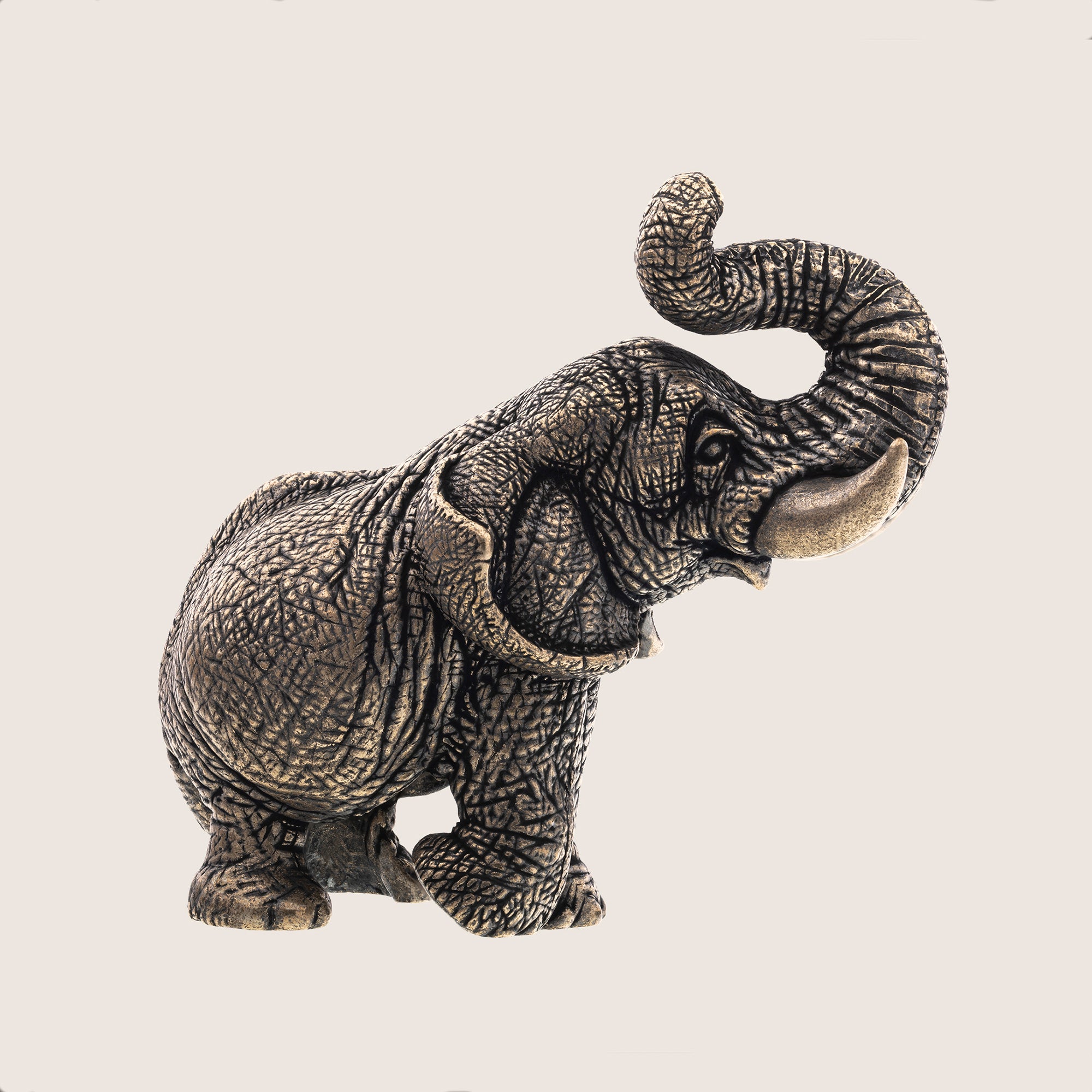 Elephant Bronze Figurine – Handmade Wildlife Statue & Gift