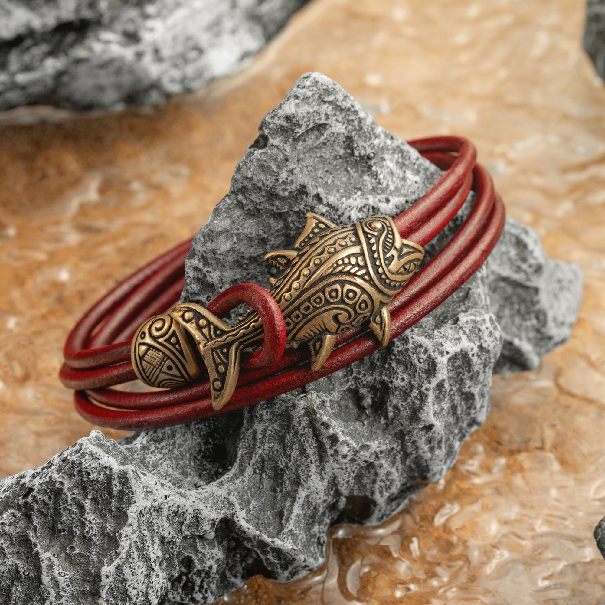 en:#color_burgundy cord / Bronze metal|de:#farbe_burgunderrote Kordel / Bronzemetall|fr:#couleur_cordon bordeaux / métal bronze