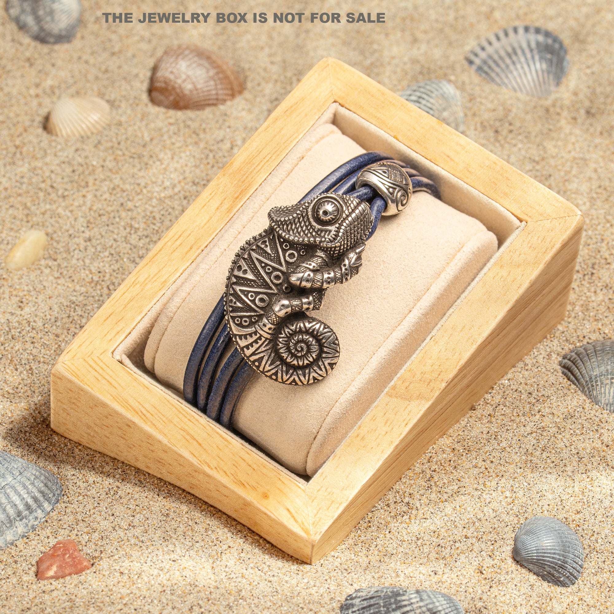 en:#color_navy blue cord / Silver-plated bronze metal|de:#farbe_marineblauer Kordelzug / Versilbertes Bronzemetall|fr:#couleur_cordon bleu marine / Métal bronze argenté
