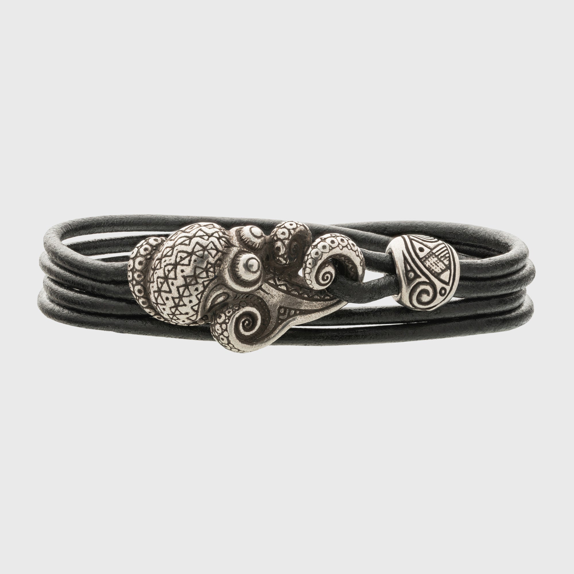 en:#color_black cord / Silver-plated bronze metal|de:#farbe_schwarzes Kabel / Versilbertes Bronzemetall|fr:#couleur_cordon noir / Métal bronze argenté