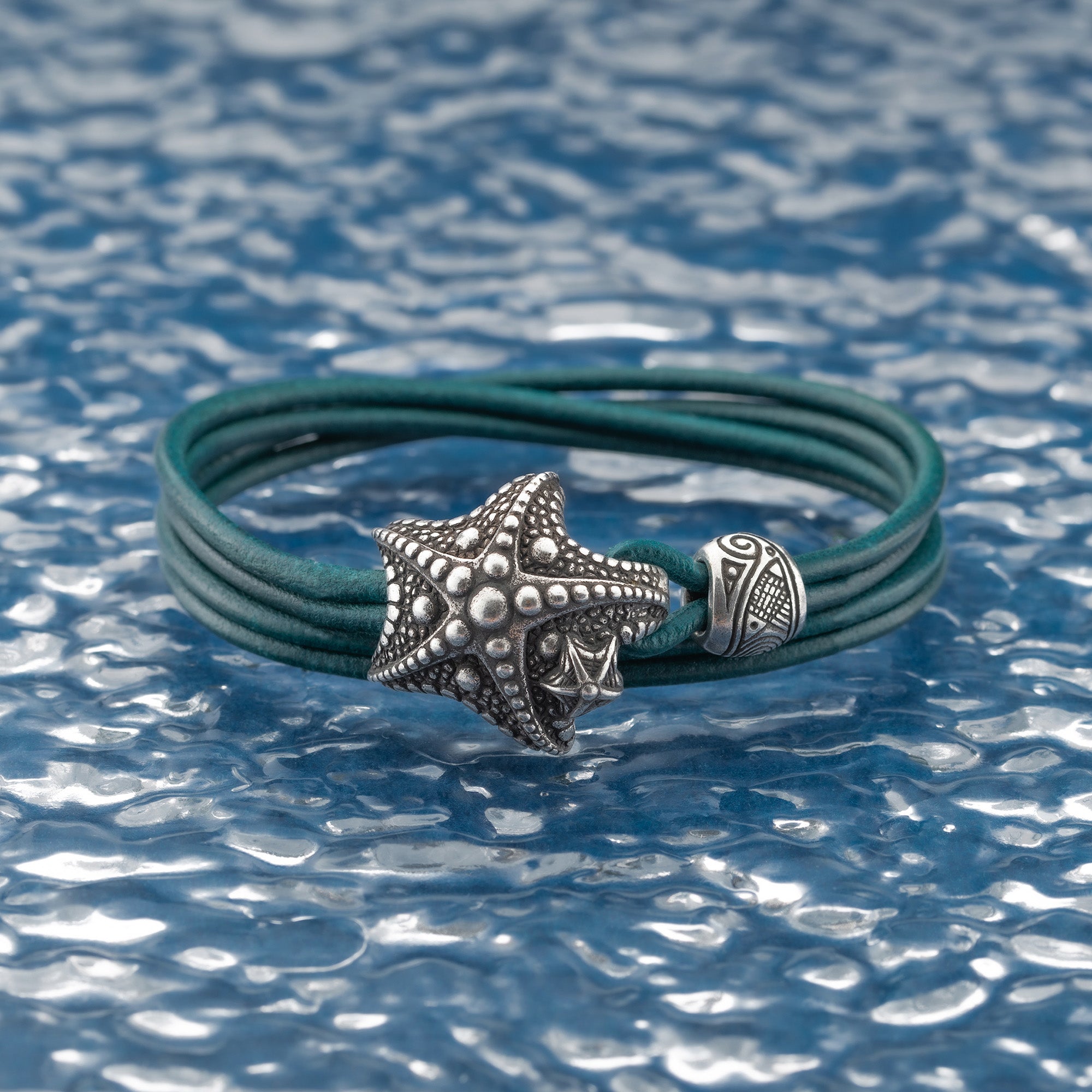 en:#color_turquoise cord / Silver-plated bronze metal|de:#farbe_türkisfarbene Kordel / Versilbertes Bronzemetall|fr:#couleur_cordon turquoise / Métal bronze argenté