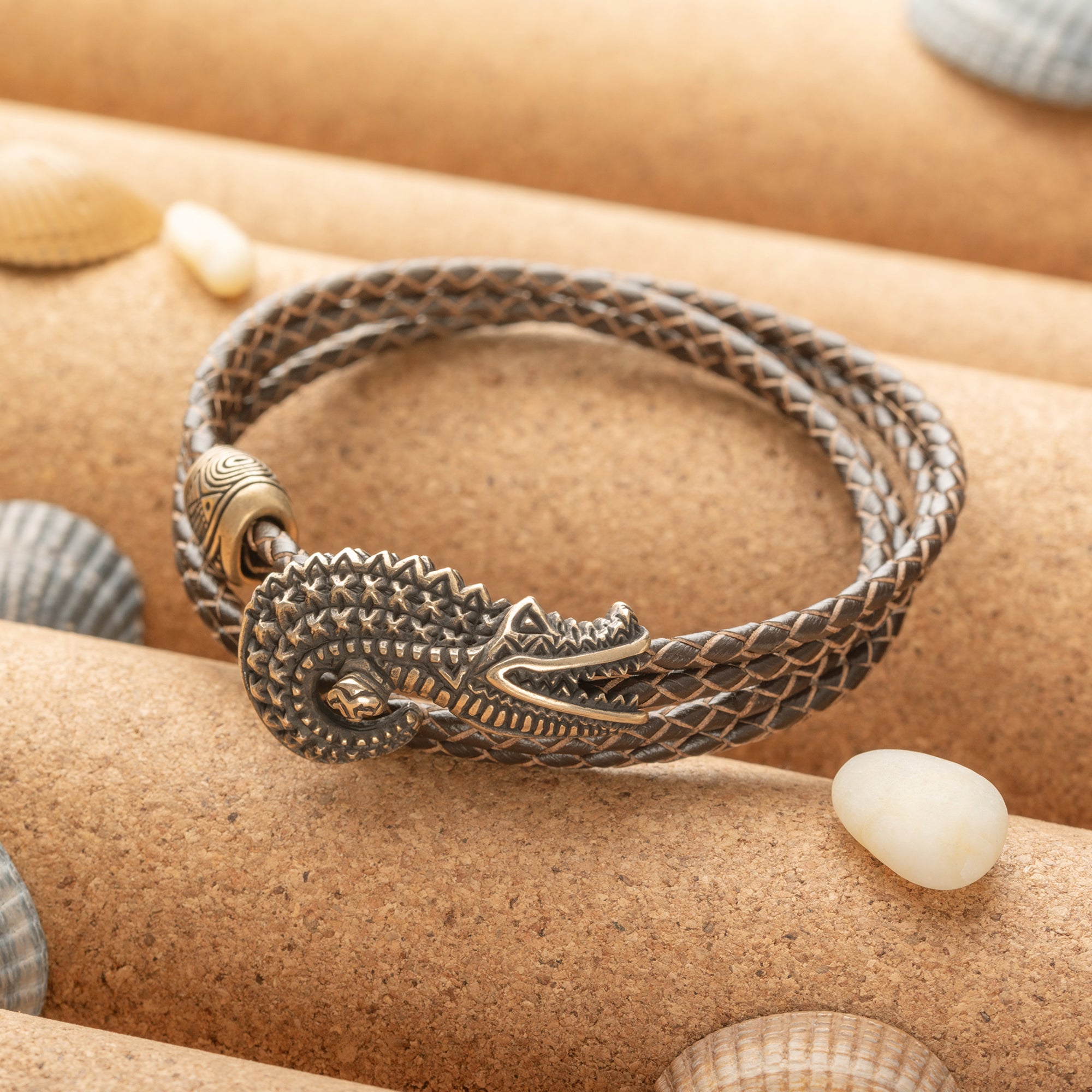 en:#color_brown braided cord / Bronze|de:#farbe_braune geflochtene Kordel / Bronze|fr:#couleur_cordon tressé marron / Bronze