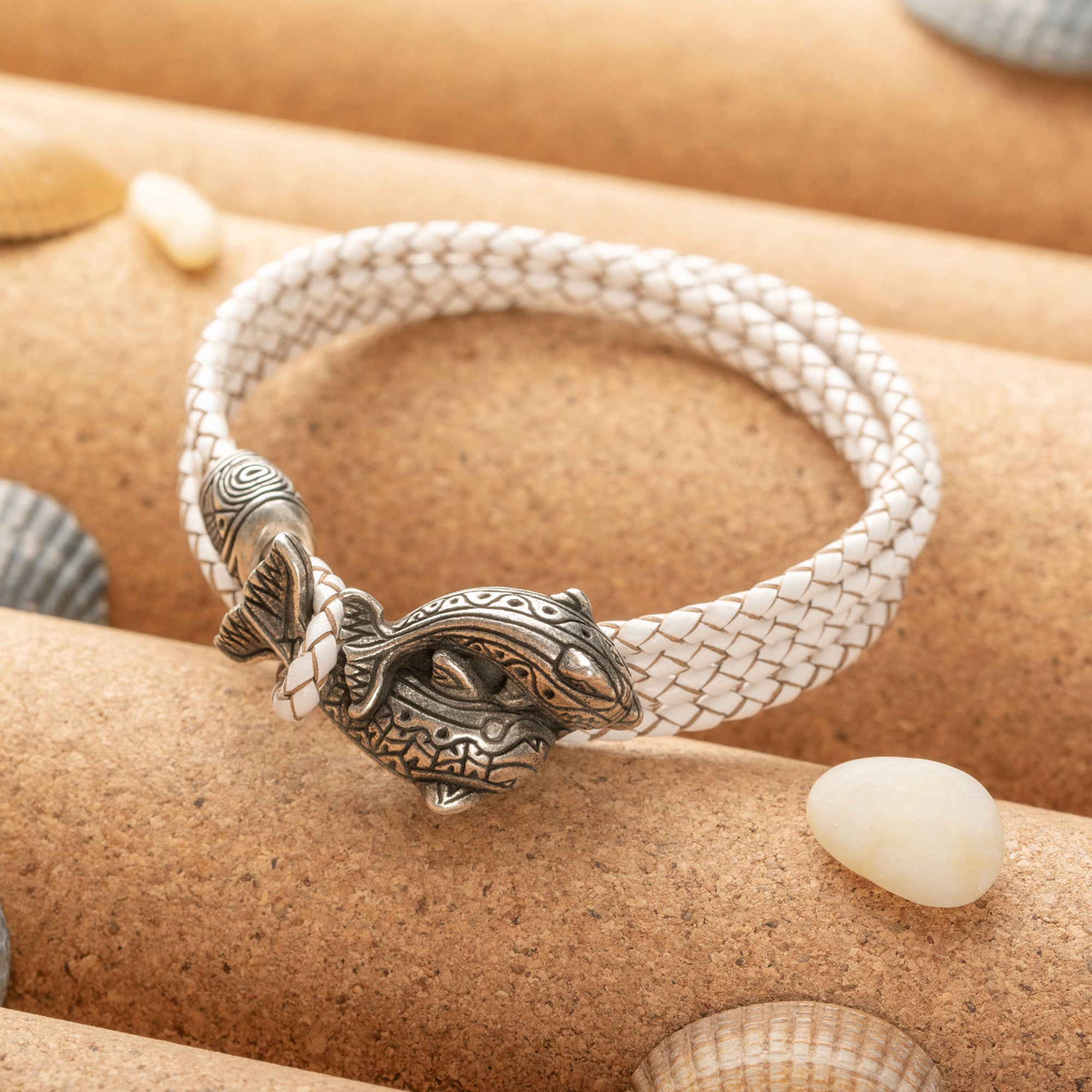 en:#color_white braided cord / Silver-plated bronze |de:#farbe_weiße geflochtene Kordel / Versilberte Bronze |fr:#couleur_cordon tressé blanc / Bronze argenté 