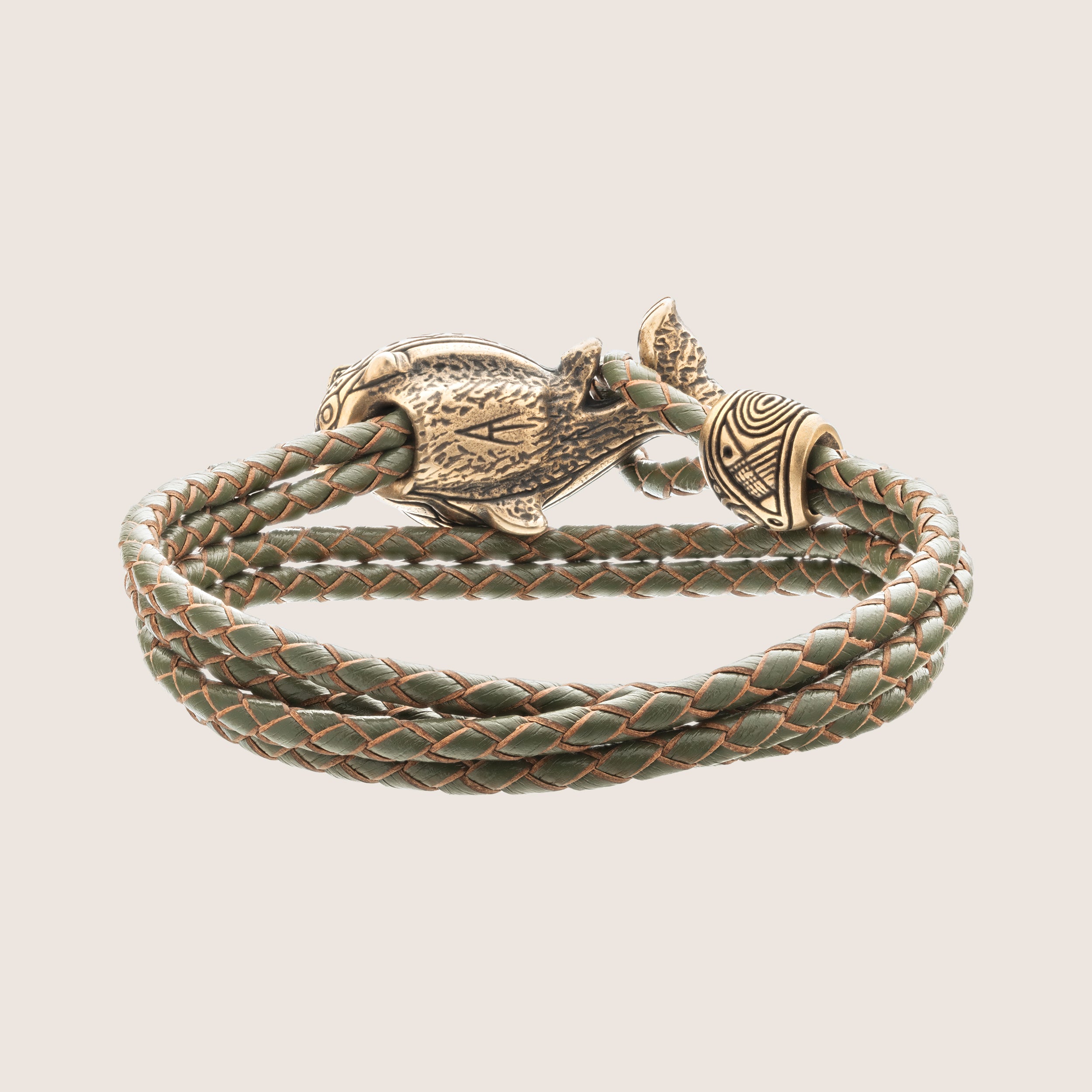 en:#color_khaki braided cord / Bronze metal|de:#farbe_khaki geflochtene Kordel / Bronzefarbenes Metall|fr:#couleur_cordon tressé kaki / Métal bronze