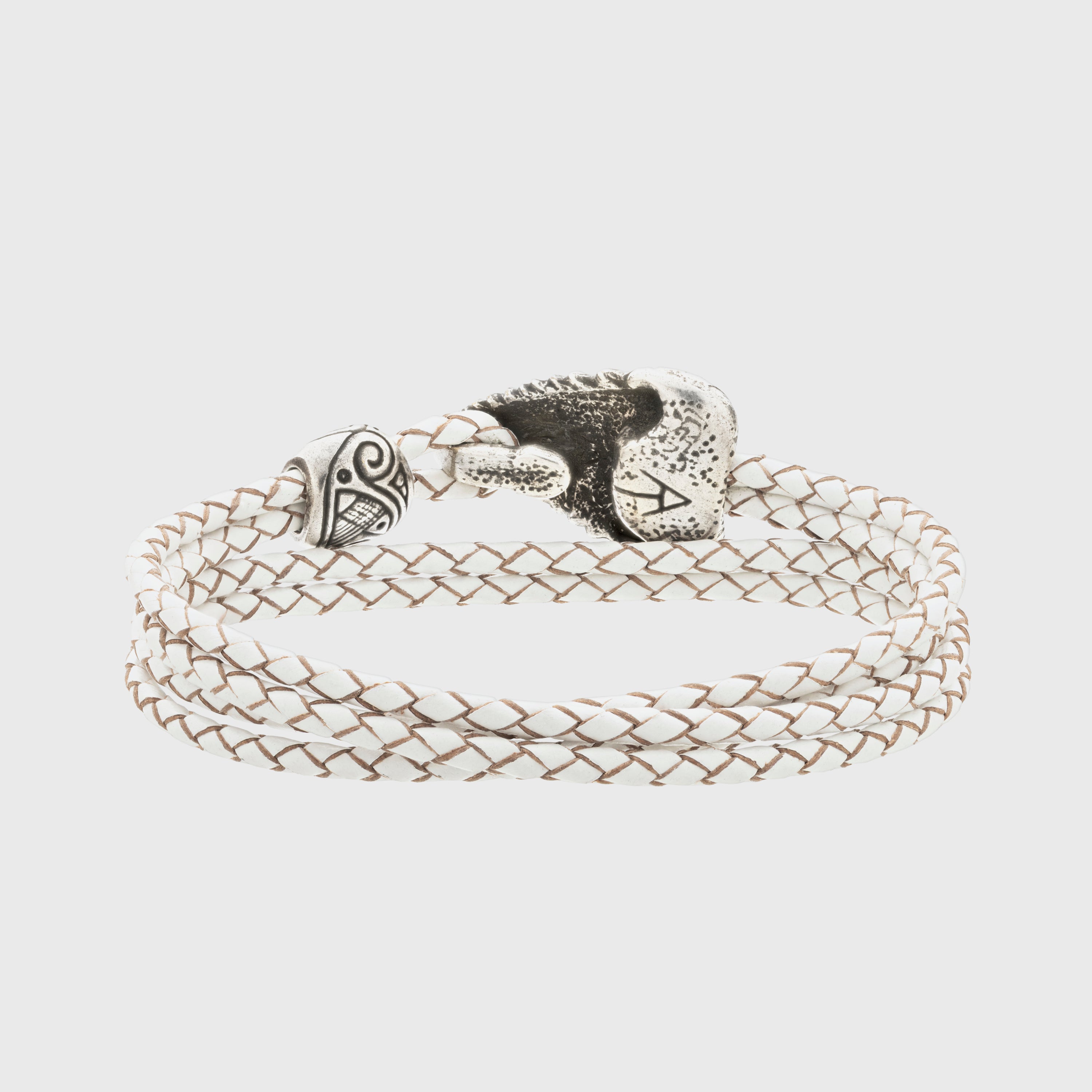 Shark Tooth Leather Bracelet – Ocean-Inspired Jewelry