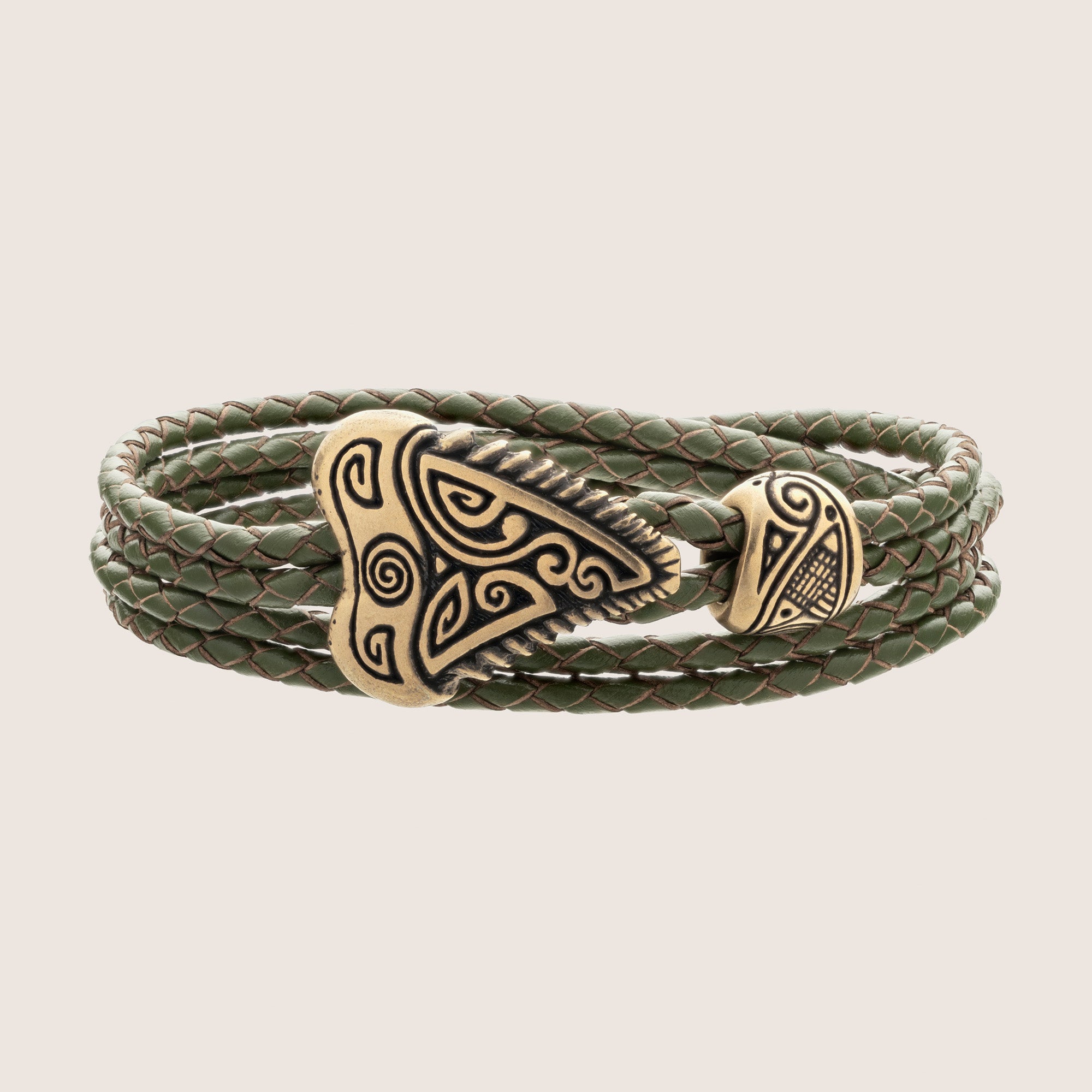 Shark Tooth Leather Bracelet – Ocean-Inspired Jewelry